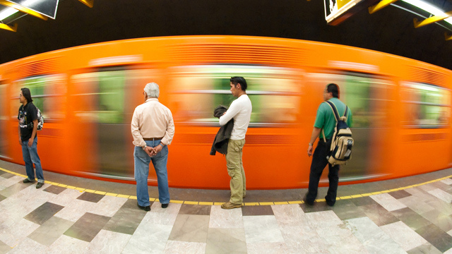  Probarán nuevo sistema de pago en el Metro con smartphones